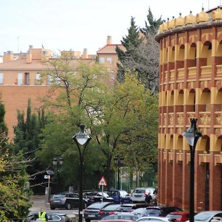 Amplio Apartamento Plaza De Toros Zaragoza Luaran gambar
